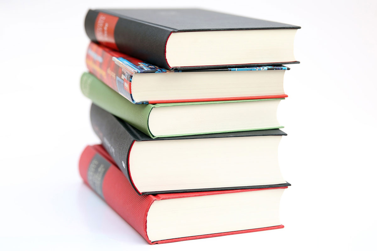 pila di libri